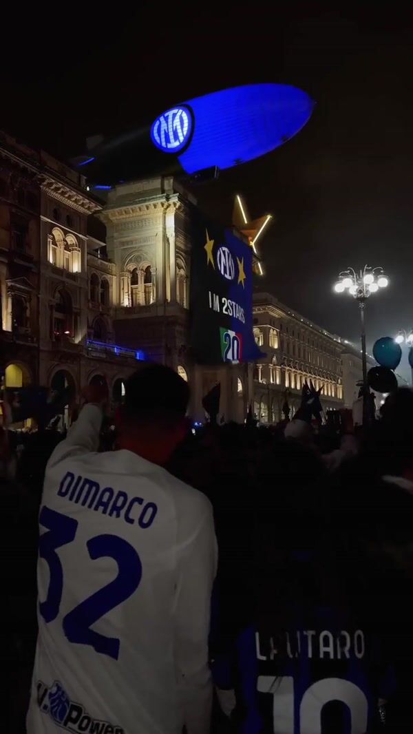 Video Inter Airship with Two Golden Stars Over Milan