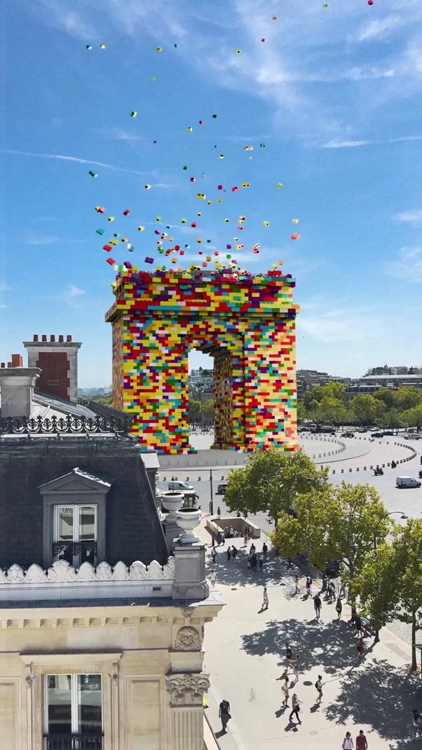 LEGO Bricks Cover Arc de Triomphe
