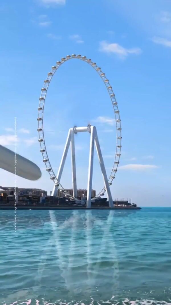 Samsung Dallah Pours Coffee From Ferris Wheel