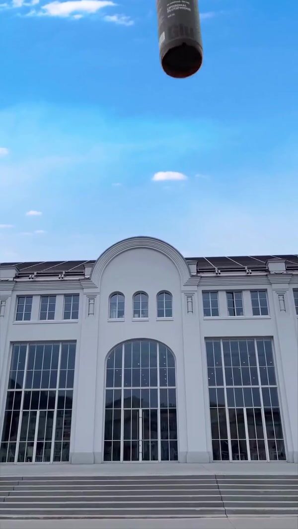 SmartLife Giant Glutathione Pours Over Building
