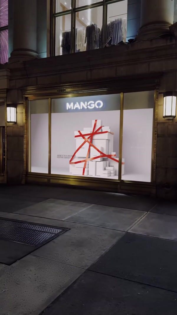 Mango White Gift Boxes Filled with Red Balls Display