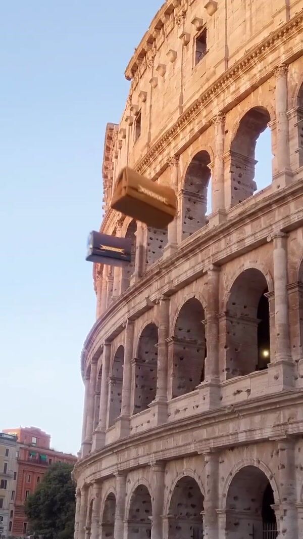 Victoria Beckham Bags Floating in Rome