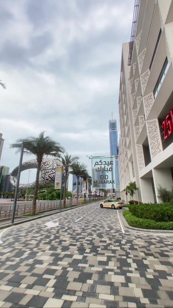 BrandDubai Drones Carrying Glass Signage