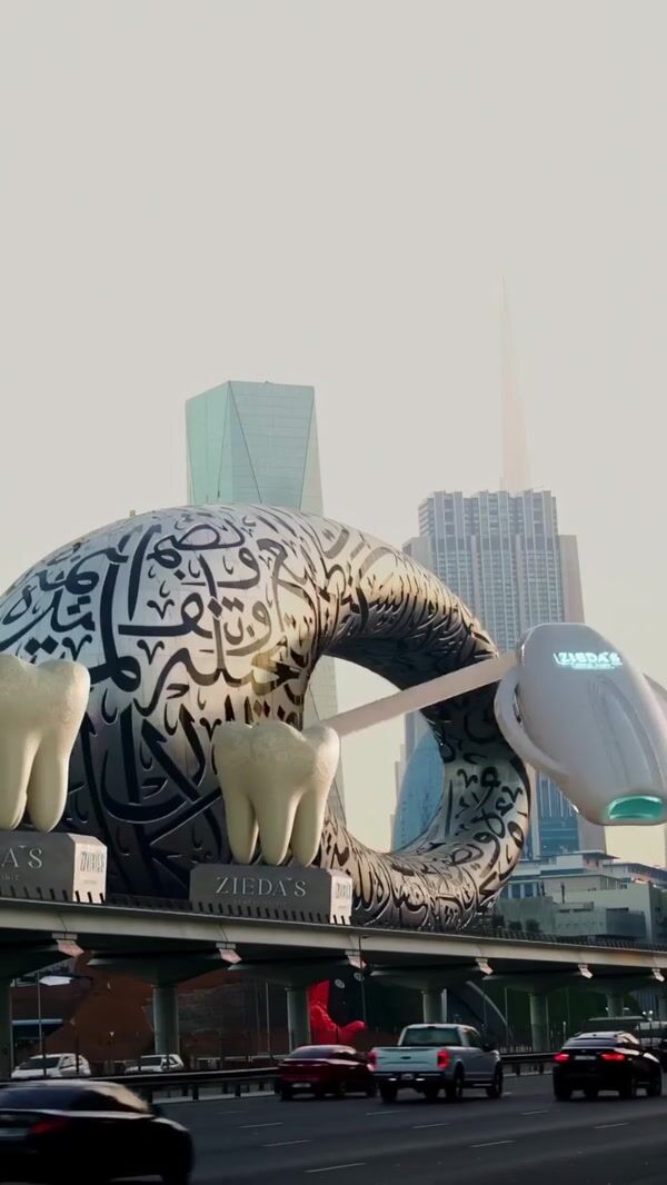 Zieda's Clinic Giant Teeth Whitening Laser in Dubai