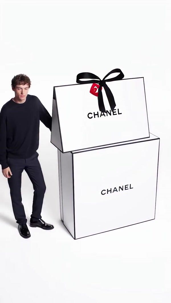 Chanel Flowing Ribbon Forms “Love”