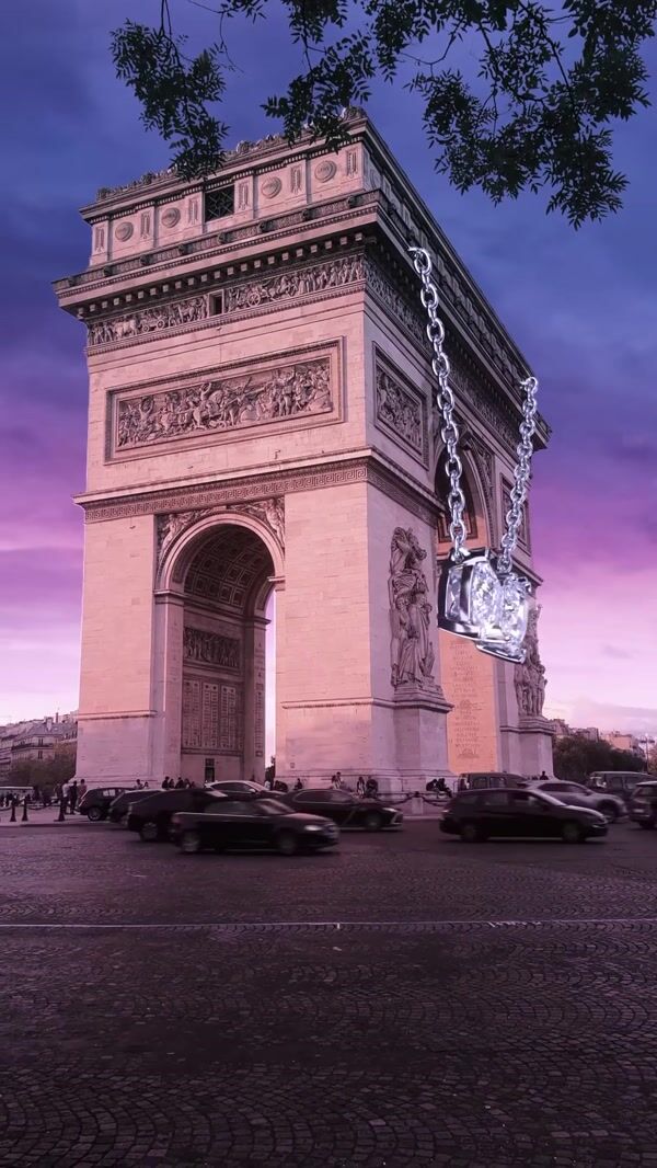 Pandora Diamond Necklace at Arc de Triomphe