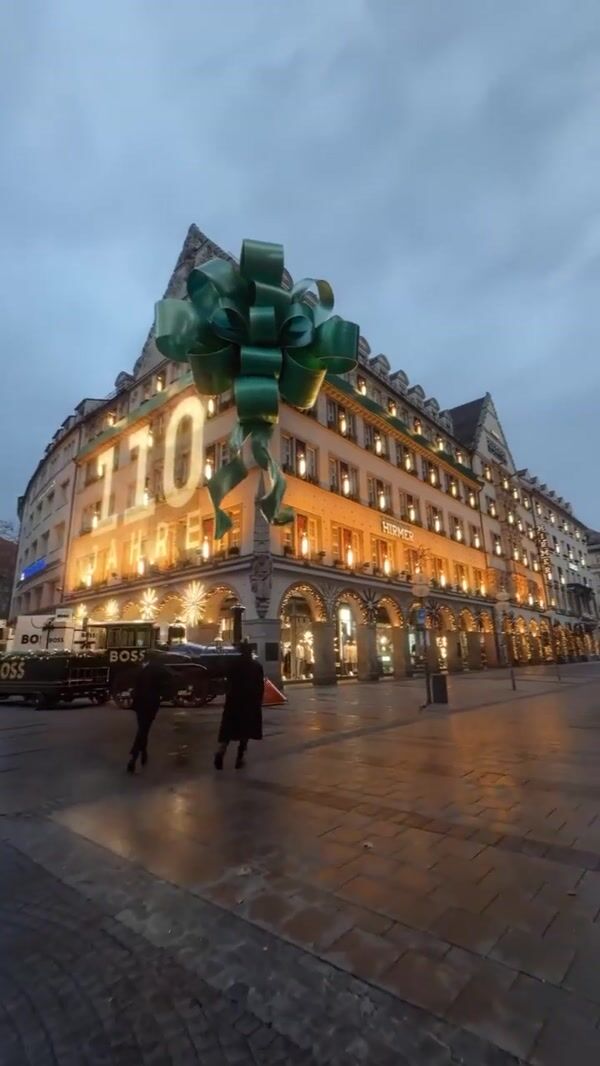 HIRMER Building Turned into Christmas Gift