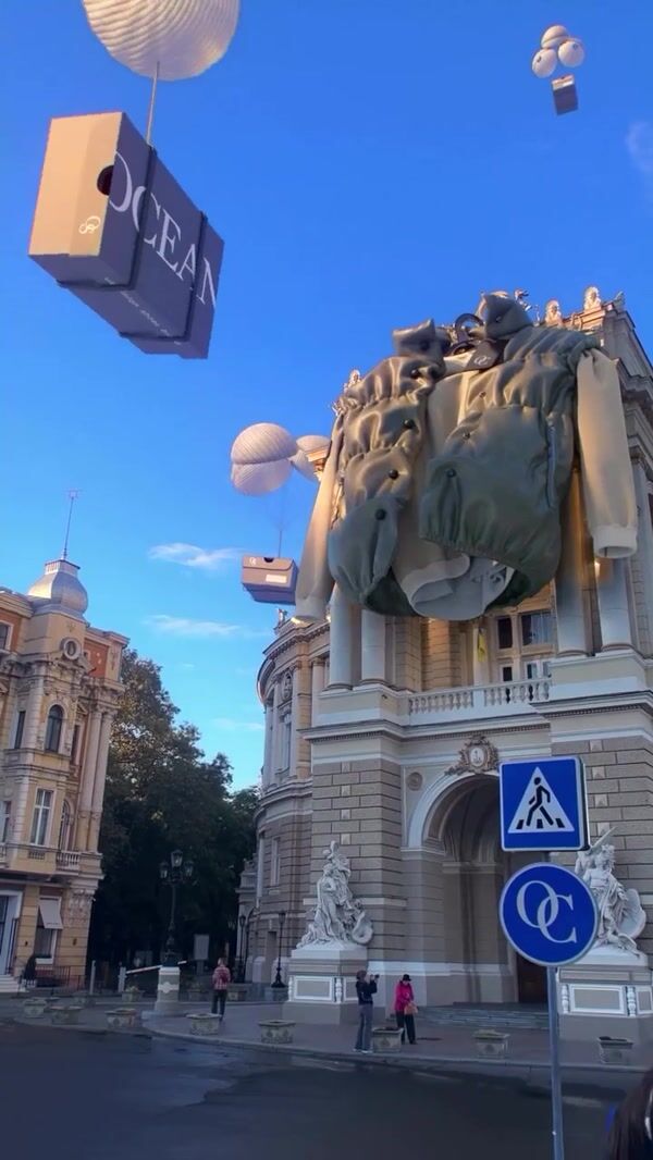 OCEAN Boxes Arrives by Parachute in Odessa