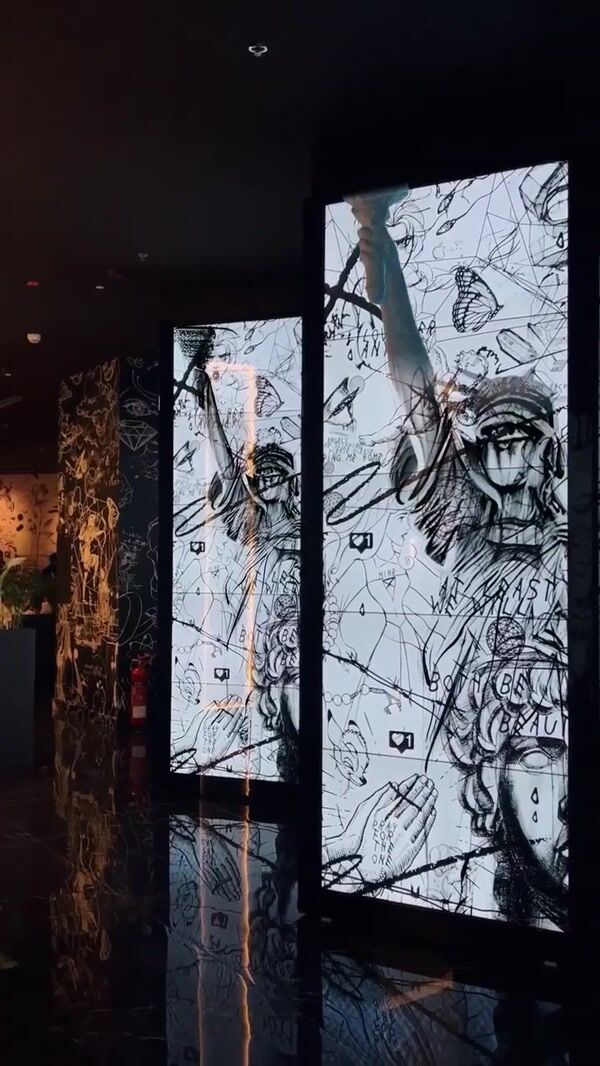 Amaya Statue of Liberty Emerges from Scribble Display